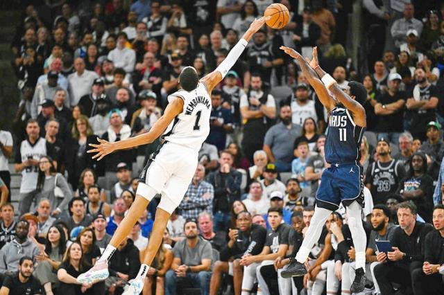 火锅王文班再献逆天数据 单月封盖数已超10支球队